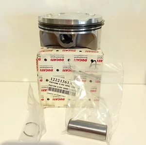 New Genuine Ducati 999R Piston Assembly D.104 12221361A WAS £616.63! - Picture 1 of 6