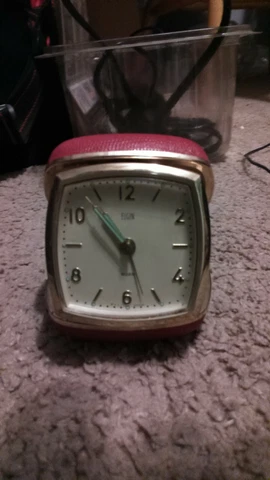 Vintage Elgin Travel Alarm Clock Glowing Hands Wind-Up Red Case Germany Cover