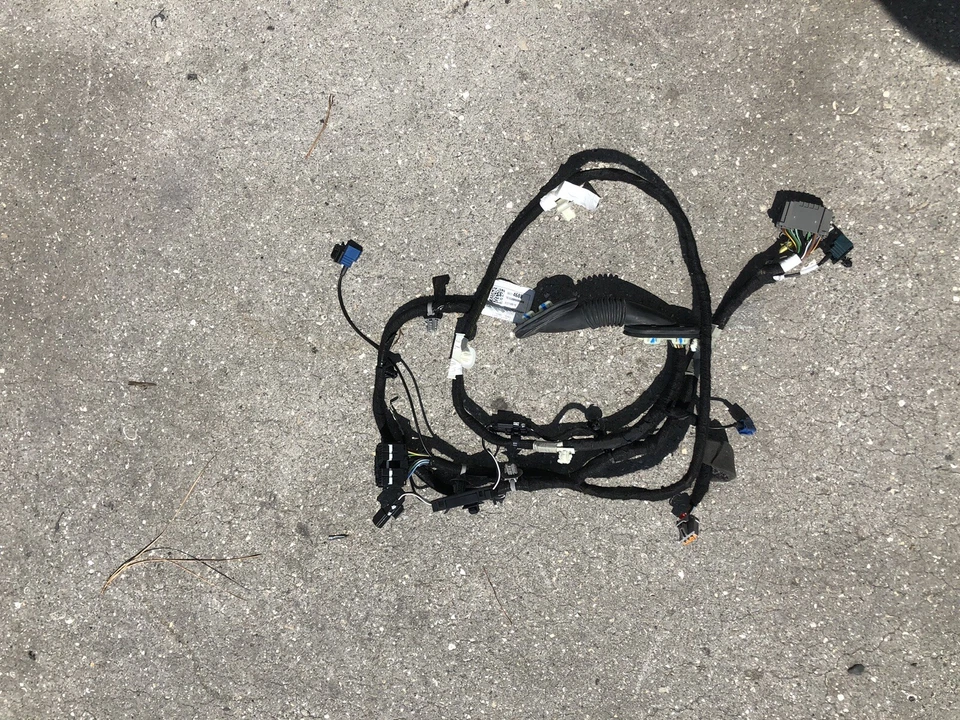 2020-2023 Cadillac XT6 LIFTGATE BACK DOOR WIRE WIRING HARNESS OEM 86774688 - Image 1 of 4