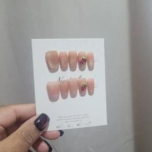 Handgefertigte Sargform Press On Nägel Größe Large kurze Länge - Bild 1 von 3