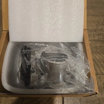 Throttle Body For Toyota Prius for Corolla Lexus CT200h 1.8L 2011 2012-2017 - Image 1 of 4