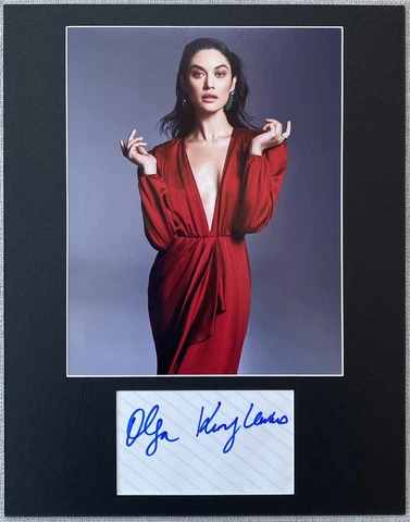 Olga Kurylenko Signed IP 11x14 Matted Autograph & Photo - Authentic, James Bond Cover