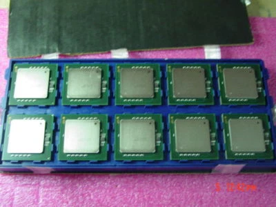 SLA68, 2.4 GHZ, E7340 QUAD CORE LF80565QH0568M - Image 1 of 3