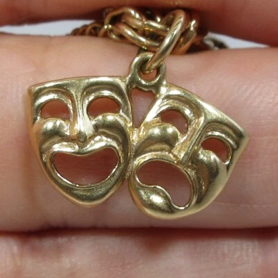 Dije de máscara de teatro dramático James Avery oro 14k - raro retirado y difícil de encontrar Foto 1 de 4