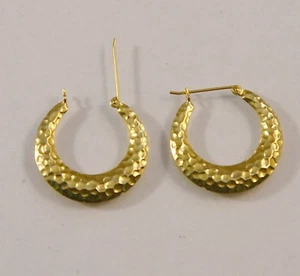 14k Yellow Gold Hoop Earrings in Textured Polished Style - Picture 1 of 2
