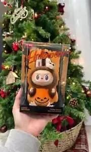 Authentic LABUBU | Happy Halloween Party-Sitting Pumpkin Vinyl Plush Pendant - Picture 1 of 10