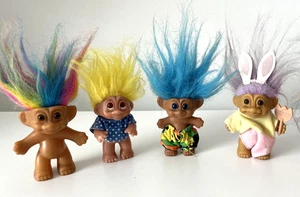 4 x Small 1980s & 1990s Troll Dolls Russ Dam Incl Rainbow - Picture 1 of 21