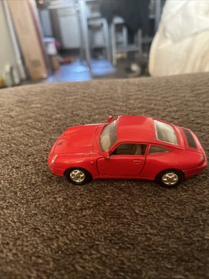 Литой красный Porsche 911 Carrera 1:43 MotorMax #4007 - Изображение 1 из 4