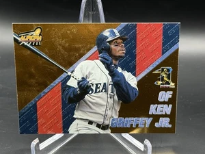 1998 Pacific Aurora Ken Griffey Jr. Pennant Fever #24 Mariners - SHARP! - Picture 1 of 2