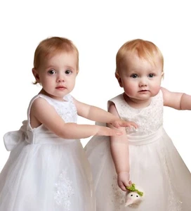 Vestido de encaje y moño satinado para bautizo y ocasiones especiales para bebés niñas - Imagen 1 de 9