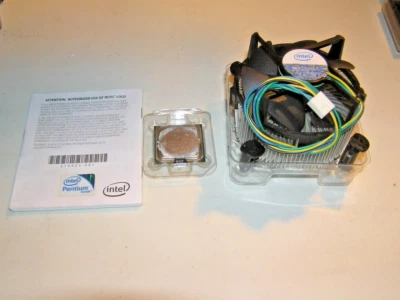 Intel Core 2 Duo E6550 2.33GHz/4M/1333 Dual-Core SLA9X LGA775 + Heatsink & Fan - Image 1 of 4