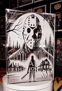 Protector Funko Pop Grabado Jason Voorhees Personalizado - Pesadilla en tu Estante - Imagen 1 de 5