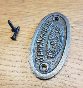 JACK DANIELS - Cast Iron Vintage Style Oval Plaque Door Sign Label - Picture 1 of 2