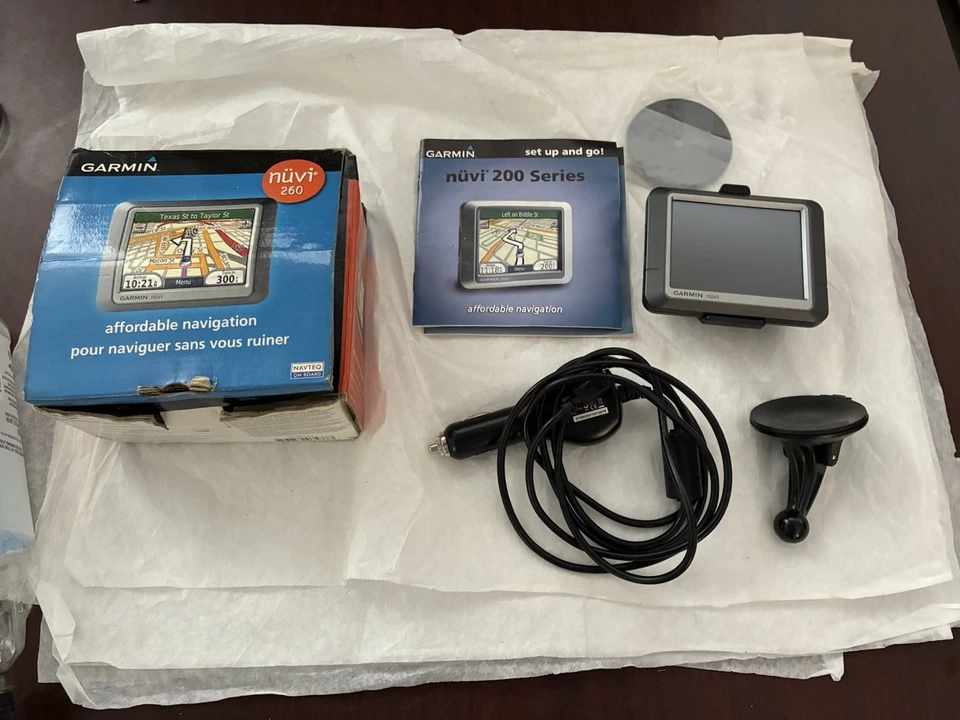 Garmin GPS Nuvi 260 Original Box USED!  Automotive Bundle All Accessories - Image 1 of 1