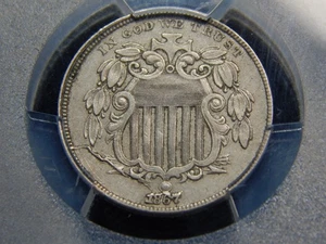 1867 5C Shield Nickel w/ Rays XF-45 PCGS/CAC, Major Die Break! Original! - Picture 1 of 3