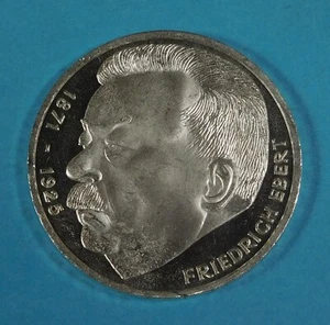 1975 GERMANY 5 MARK COIN - SILVER - 50th ANNIVERSARY DEATH OF FRIEDRICH EBERT - Picture 1 of 2