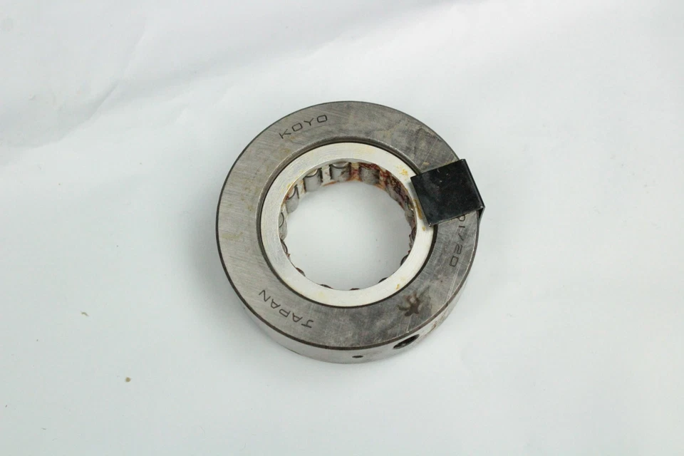 Cojinete del cigüeñal derecho Honda CL125A SS125A OEM NOS 13420-230-000 P3195 Foto 1 de 4