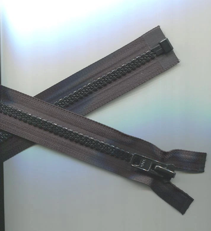 28 inch Deep Black #5VS Vislon Separating YKK Zipper New!