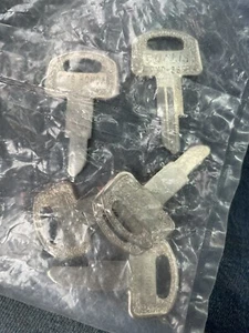 New in Sealed Package Lot of 6 Honda Motorcycle Key Blanks Curtis HD-86 - Picture 1 of 2