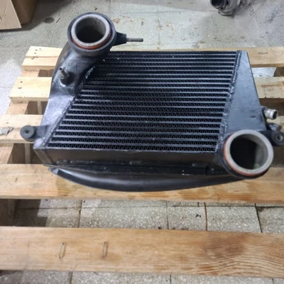 Porsche 911  930 3.3 Turbo  RADIATORE INTERCOOLER  R&L  2.5 BAR  82  3.7080.2.05 - Immagine 1 di 4