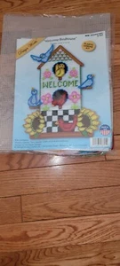 Welcome Bird House Wall hanging - Design Works Plastic Canvas Kit - Picture 1 of 2