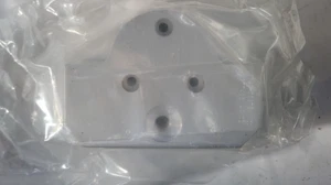 AMAT 0040-53873 REV 001 OUTPUT MANIFOLD GAS 300MM (RBD5.1) - Imagen 1 de 4