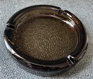 Vintage Anchor Hocking SMOKEY Brown-Black GLASS TEXTURED pebbled ASHTRAY 5.5" - Picture 1 of 8