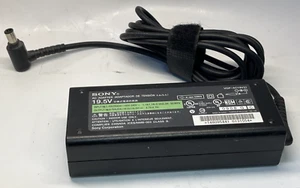 Genuine Sony AC Adapter Charger VGP-AC19V31 4.7A 19.5V 90W - Picture 1 of 4