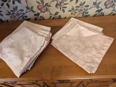 12 tovaglioli da tavola Waterford rosa Kingscourt damascato 2004 #RN77104 - Immagine 1 di 4