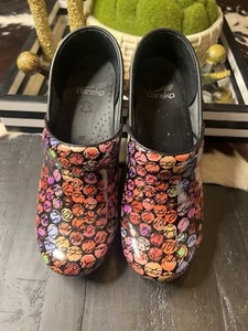 DANSKO Professional Patent Clogs, Women’s 38 Dots - Picture 1 of 11
