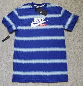 Women's Nike Tshirt Tye Dye Stripe Loose Fit size M NWT - Picture 1 of 4
