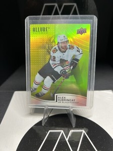 2021-22 Upper Deck Allure Rainbow Yellow Green Alex DeBrincat #R-62 Blackhawks