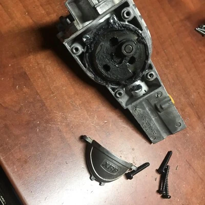 Used OEM Parts GearCase Spindle Assy For DEWALT DC385 18V Reciprocating Saw - Image 1 of 4