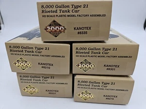 HO Scale Life-Like Proto 2000 Kanotex Single Dome Tank Car #8335 8210 8231 8279 - Picture 1 of 9