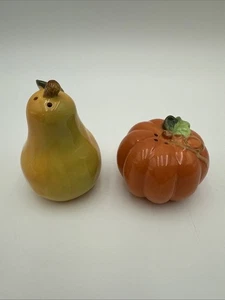 Pumpkin and Squash Fall Salt and Pepper Shakers Autumn Thanksgiving Gourd Harves - Picture 1 of 7