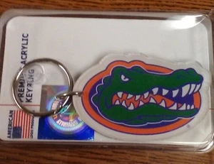NCAA FLORIDA GATORS KEYCHAIN BRAND NEW WITH TAGS - Picture 1 of 1