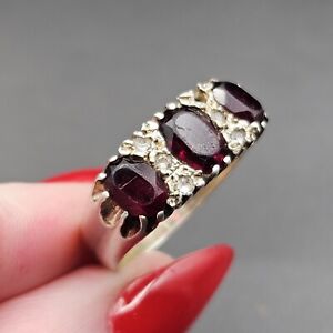 Vintage Silver Gold Plated Hallmarked Garnet & Clear Stone Band Ring Sz T 5.6g