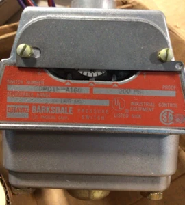 Barksdale pressure switch. CD1H CDPD1H-A150 - Picture 1 of 6