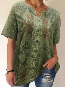 Plus Size 1XL US Size 14 Short Sleeve Notch Neck Green Floral Print Top New - Picture 1 of 3