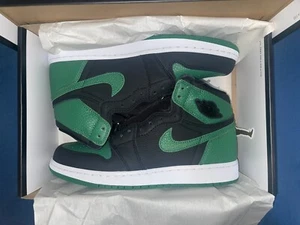 Nike Air Jordan 1 High Pine Green 575441-030 Youth NEW 7Y - Picture 1 of 5