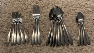 Towle Supreme Cutlery Stainless  SILHOUETTE Forks & Spoons 21 pcs - Picture 1 of 5