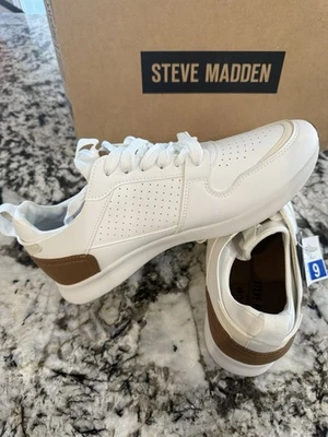 Steve Madden P-Sonny White Men’s Size 9 - Image 1 of 4