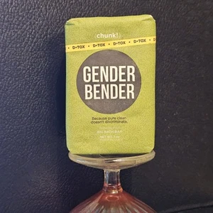Gender Bender Chunk Soap Perfectly Posh Charcoal Bath Bar 7oz NEW Sealed - Picture 1 of 6