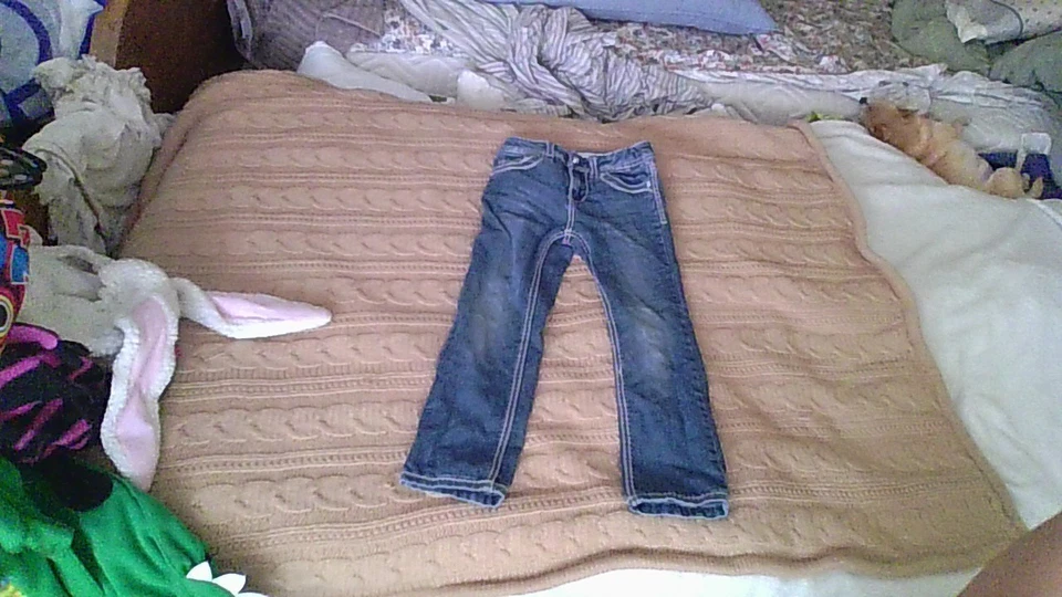 Pantalones de mezclilla Xhilaration para niñas talla 6 hilo pesado/gema remaches 20Wx19 5 bolsillos Foto 1 de 4