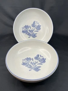 2 Vintage Pfaltzgraff YORKTOWNE 8” Vegetable/Serving Bowls (Castle Mark) EUC - Picture 1 of 18