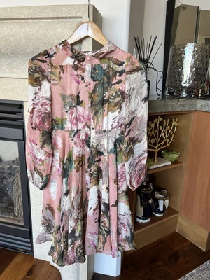 Vestido Dolce & Gabbana Floral Niñas Talla 9/10 En Excelente Estado Foto 1 de 4