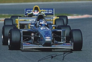 Formel 3000 Nicolas Minassian handsigniertes Foto 12x8" Super Nova Racing 2 - Bild 1 von 1