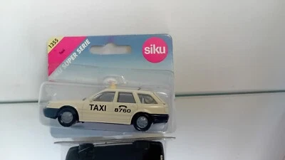 Siku 1355 Taxi Audi A4 Avant su blister - Immagine 1 di 4