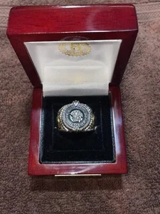 Bradford Exchange Größe 10,5 US Veteran Gedenkring Ehre derer, die gedient haben - Bild 1 von 12