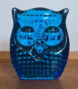 Sweden Konst Glashyttan Urshult Blue Glass Owl Paperweight Figurine - Picture 1 of 5